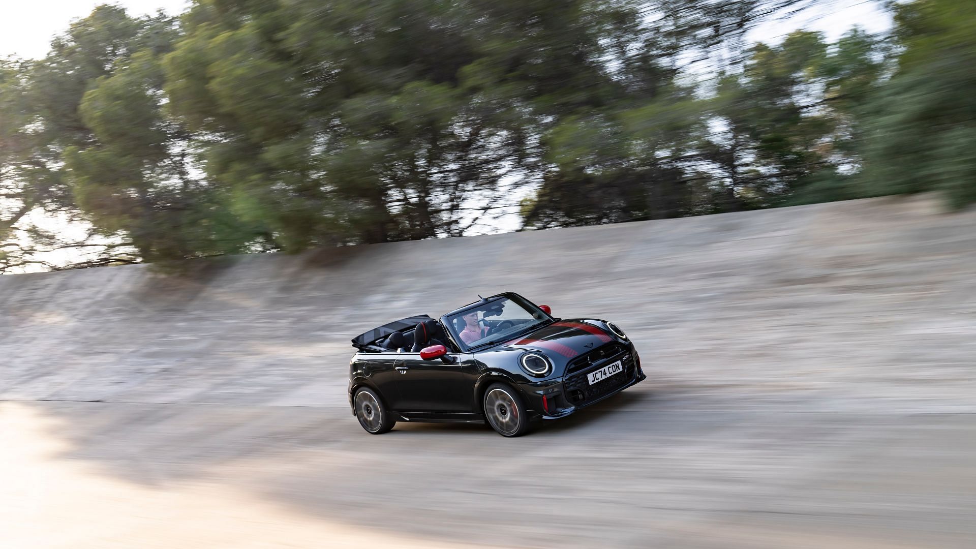 2025 mini jcw convertible