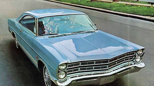 Check Out the Timeless Powerhouse from the 60s, the 1967 Ford Galaxie 500