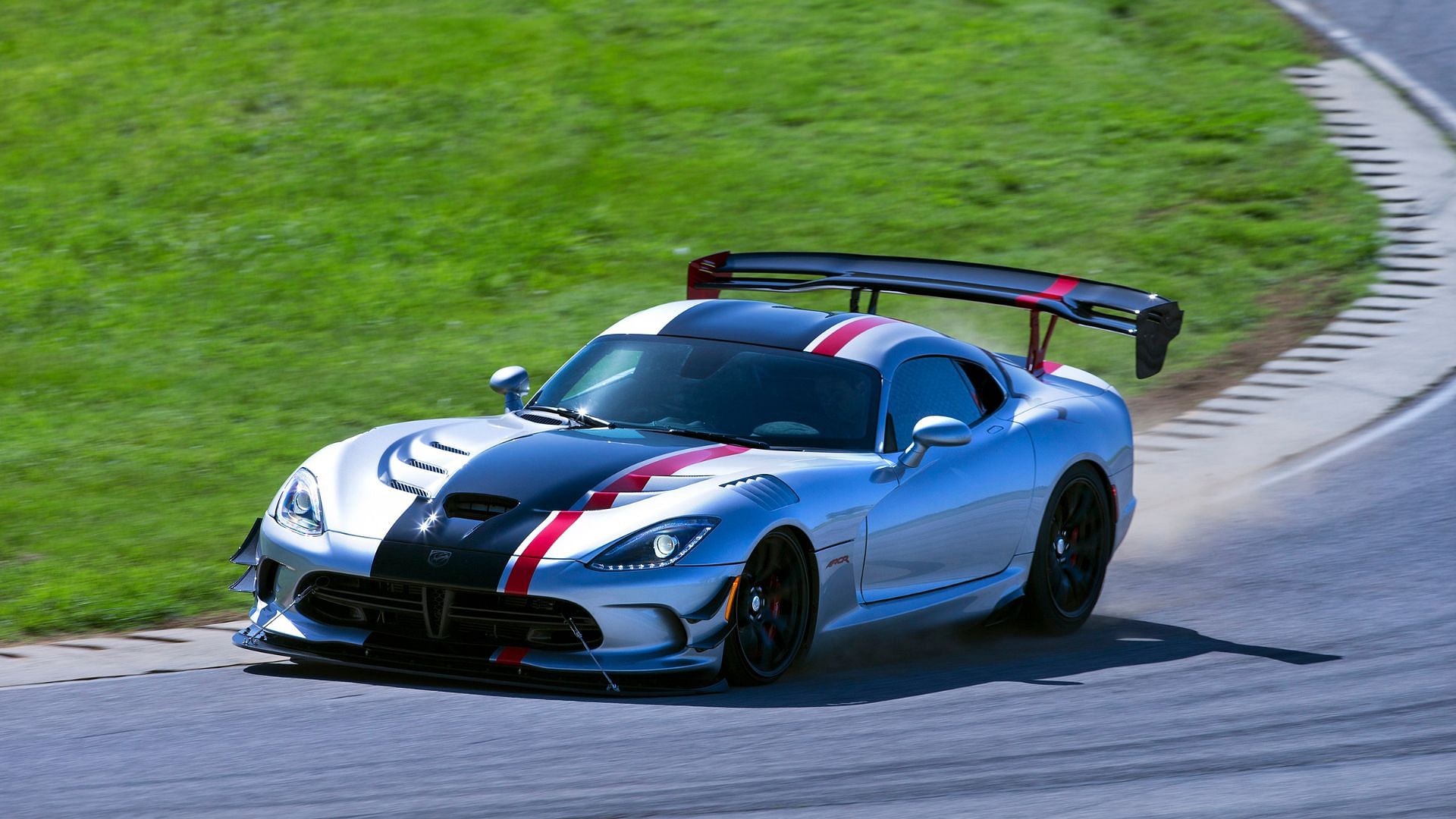 dodge viper acr 