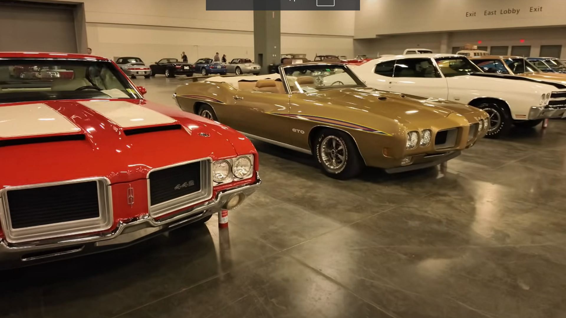 oldsmobile 442 in 2024 miami auto show